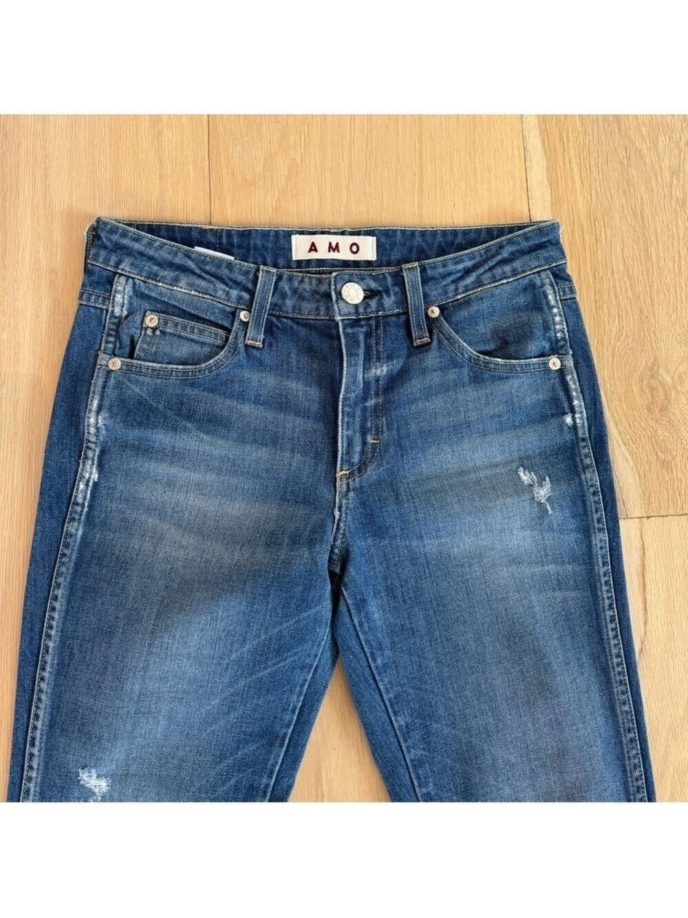 AMO Jane Old School Jeans Distressed Medium Wash Size 27 NWOT - Picture 3 of 6